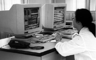 “團結(jié)奮進(jìn)，攀登新高地”上自儀電站自動化公司銷售部