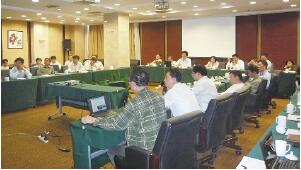 “總結(jié)交流，審時(shí)度勢(shì)，努力奮進(jìn)”上自儀公司召開2011年總工程師會(huì)議